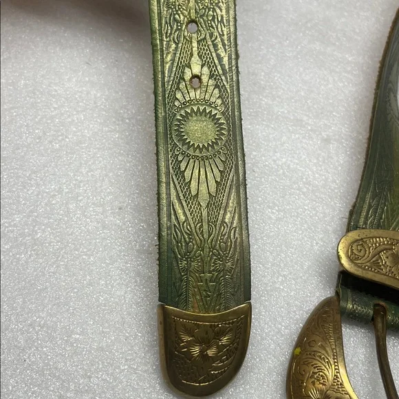 Engraved Tooled Leather Belt - Picture 8 of 10